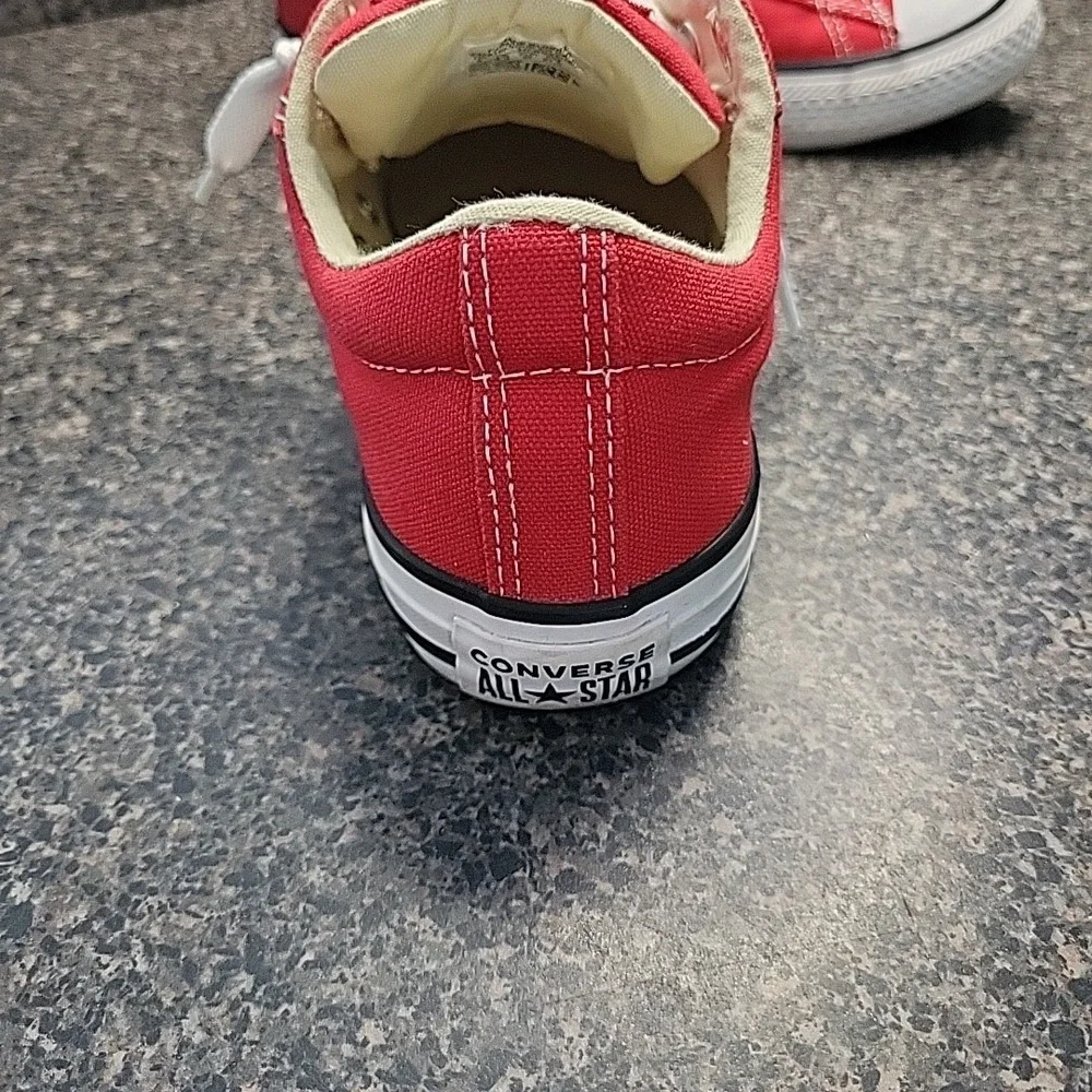 Converse All Stars Chuck Taylor Padded Youth Junior Shoes 637819F Red Sz 3